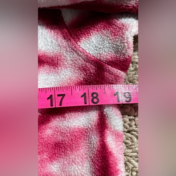 Patagonia Synchilla T-Fleece Pink & White Tie Dye Snap Button Pullover - Picture 8 of 10